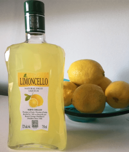 Limoncello with lemons